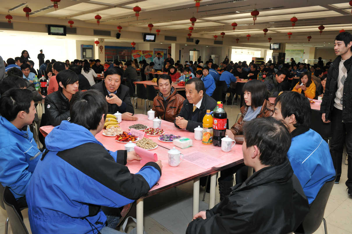 上海日立举行2013年外省市劳务员工迎新春联欢会